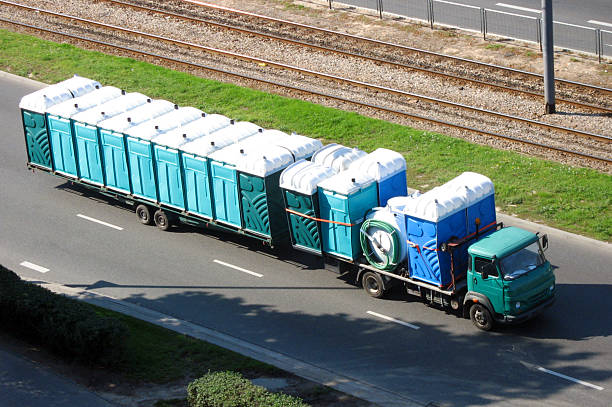 Best Portable restroom trailer rental  in Kings Park West, VA
